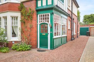 Photo 4- click for photo gallery